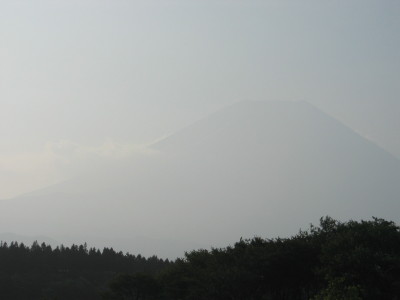 道の駅朝霧高原からの富士山
