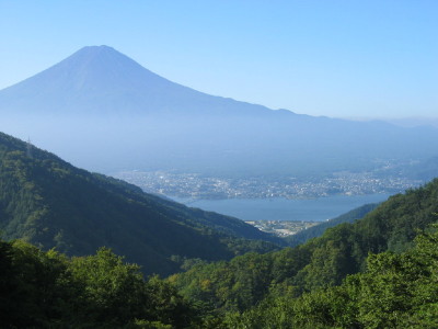御坂峠からの富士山と河口湖